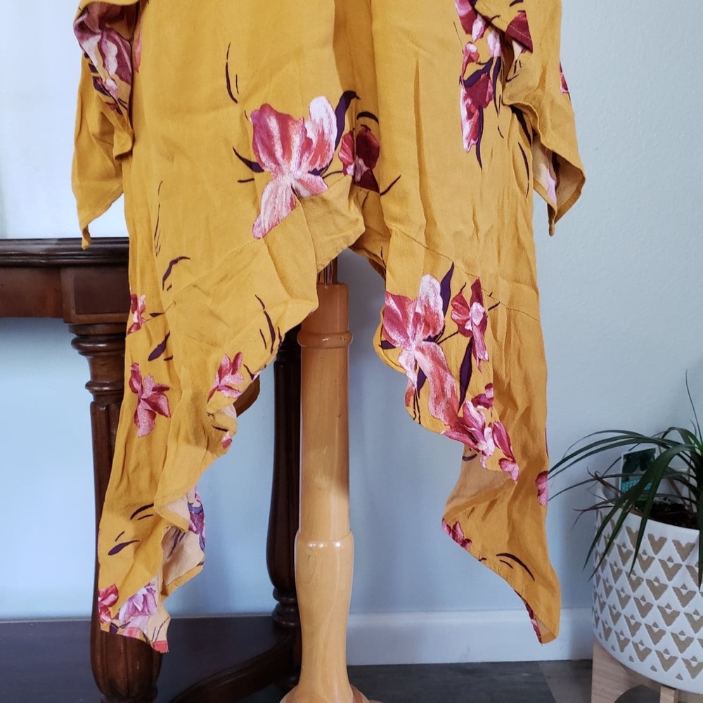 Cute flora dress - Picture 5 of 7